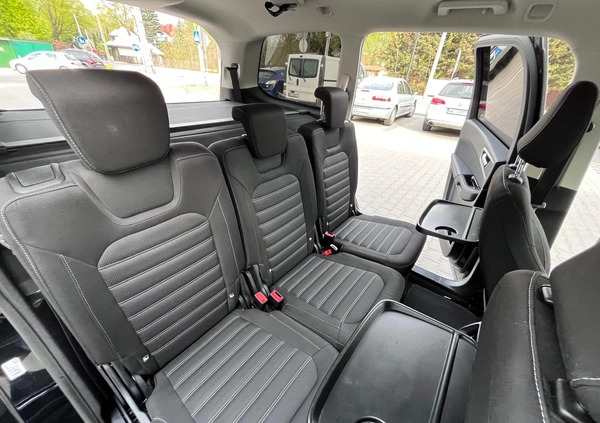 Ford Galaxy cena 79900 przebieg: 207000, rok produkcji 2019 z Zielonka małe 742